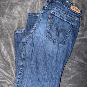 Women’s Levi’s Jeans 505 Straight Leg Size 6